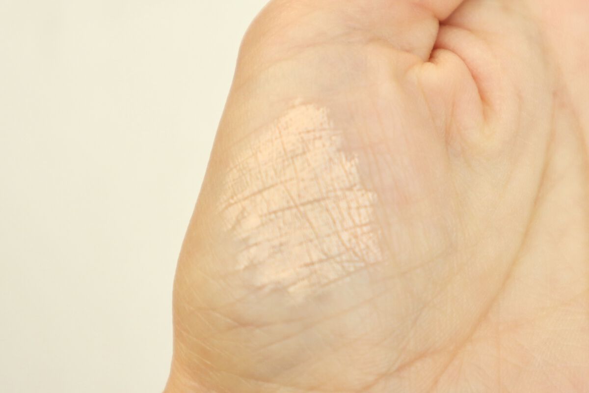 クレヨンコンシーラー/チャコット・コスメティクス/ペンシルコンシーラーを使ったクチコミ（2枚目）