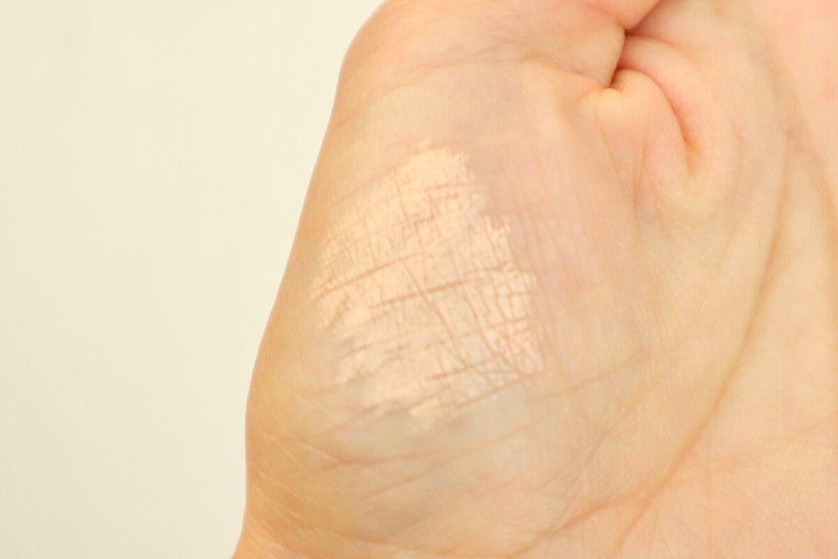 クレヨンコンシーラー/チャコット・コスメティクス/ペンシルコンシーラーを使ったクチコミ(2枚目)