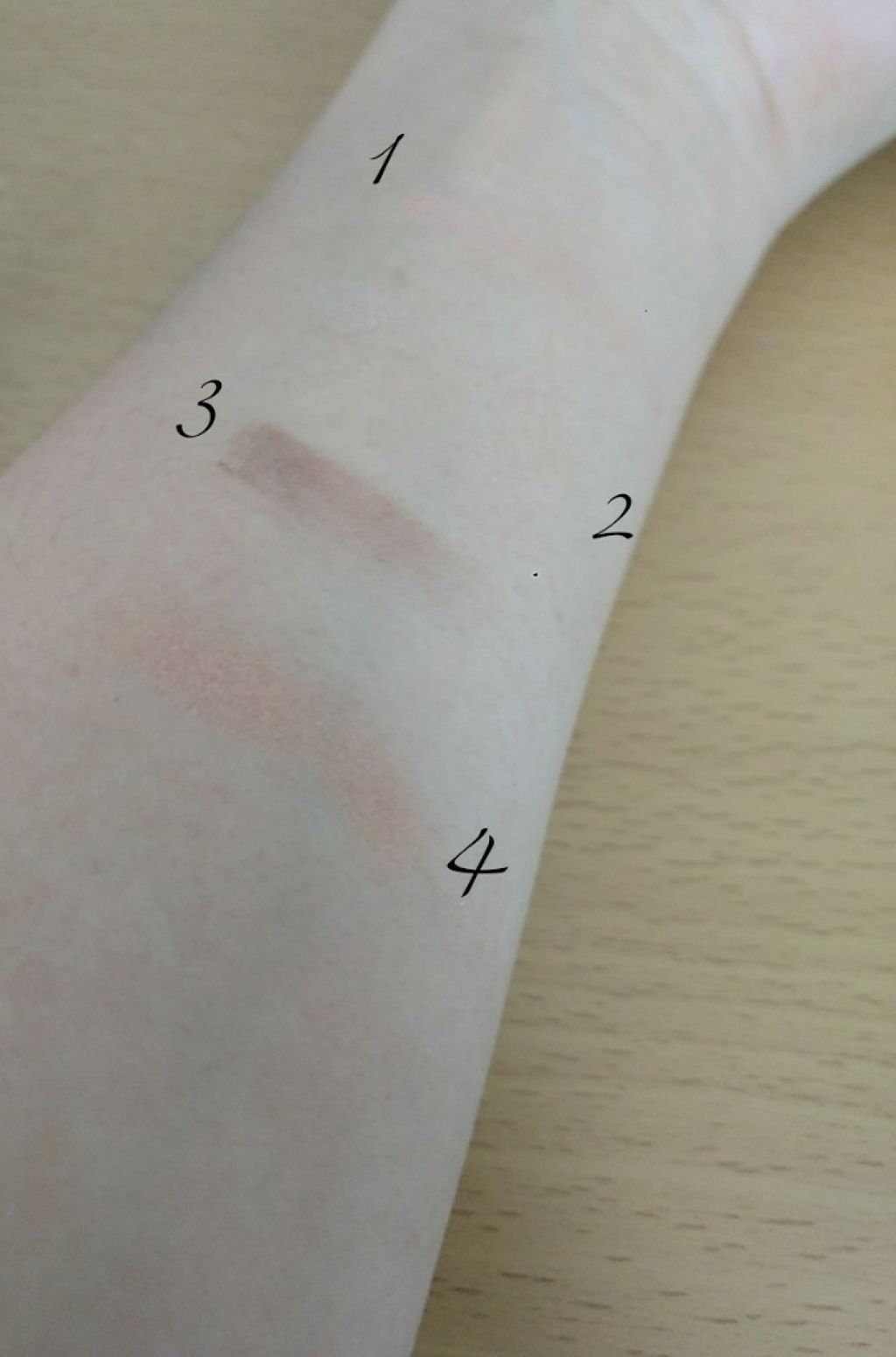 UR GLAM BLOOMING EYE COLOR PALETTE/U R GLAM/アイシャドウパレットを使ったクチコミ(3枚目)