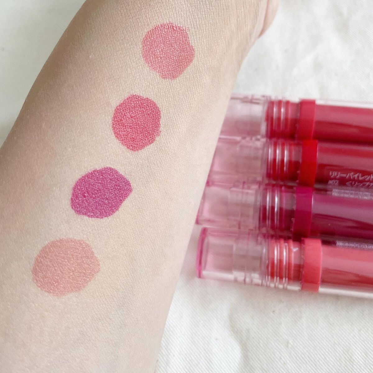 Glassy Layer Fixing Tint/lilybyred/口紅を使ったクチコミ(3枚目)