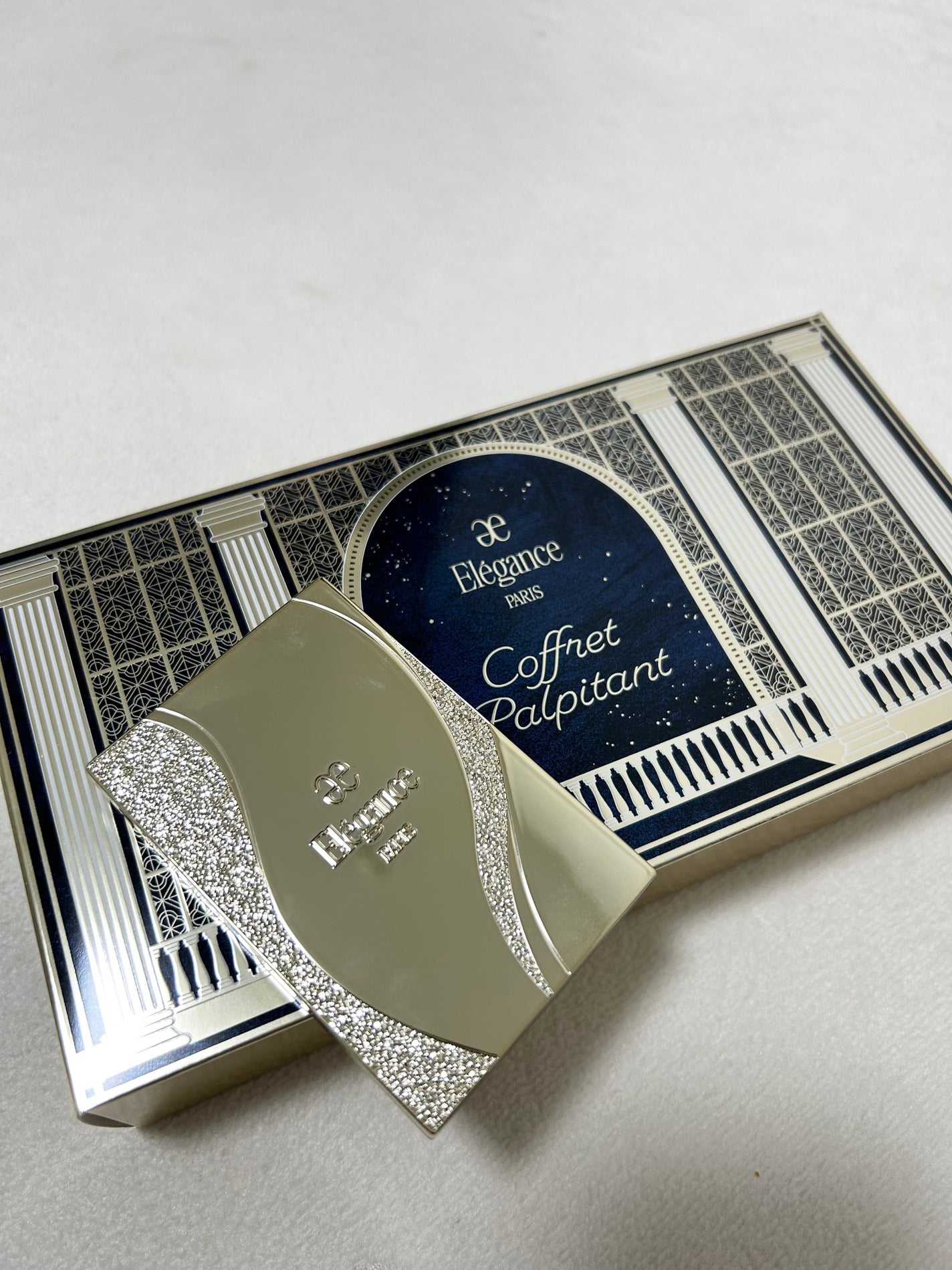 エレガンス ヌーヴェル アイズ/Elégance/アイシャドウパレットを使ったクチコミ(3枚目)