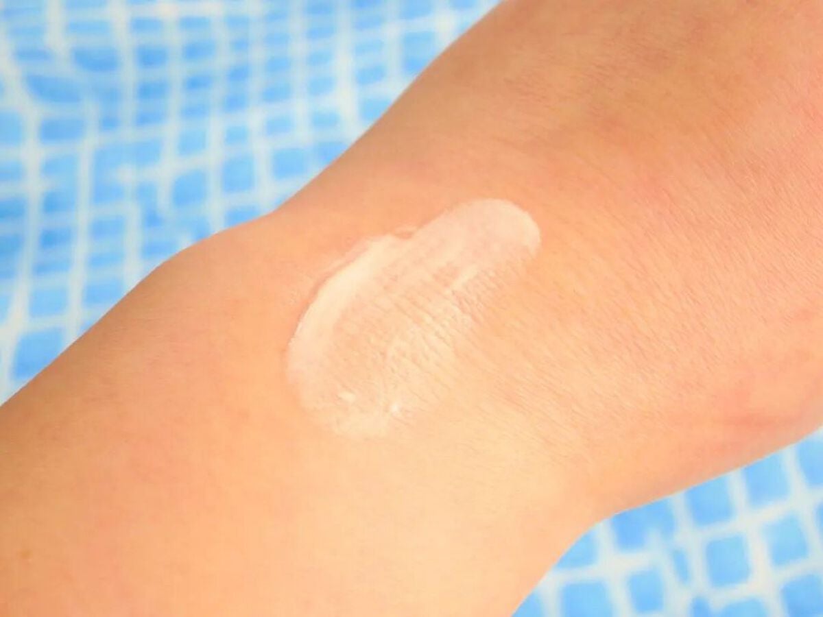 ニベアUV ディープ プロテクト&ケア トーンアップ エッセンス/ニベア/日焼け止めローションを使ったクチコミ(4枚目)