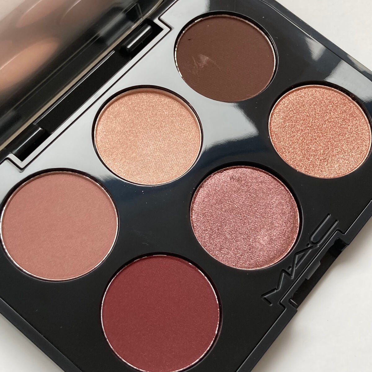コネクト イン カラー アイシャドウ パレット × 6/M・A・C/アイシャドウパレットを使ったクチコミ(3枚目)