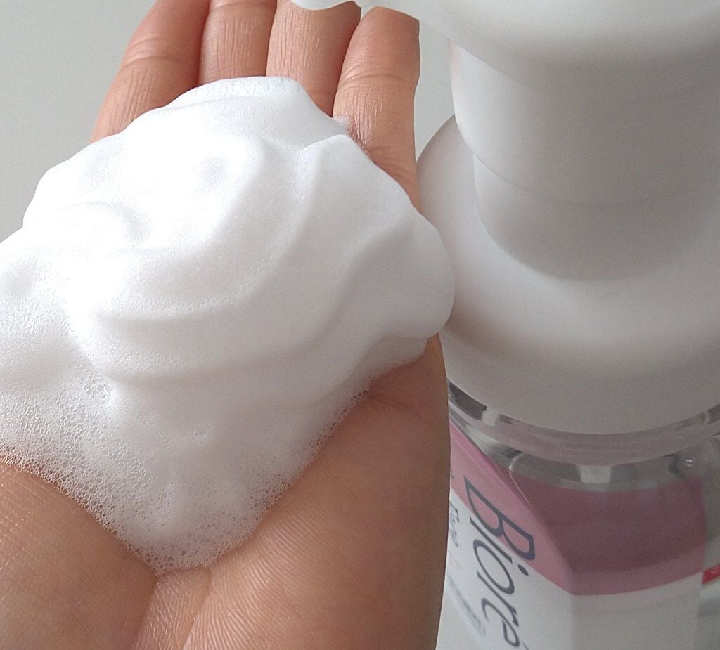 ビオレ ザフェイス 泡洗顔料 ディープモイスト/ビオレ/泡洗顔を使ったクチコミ(3枚目)