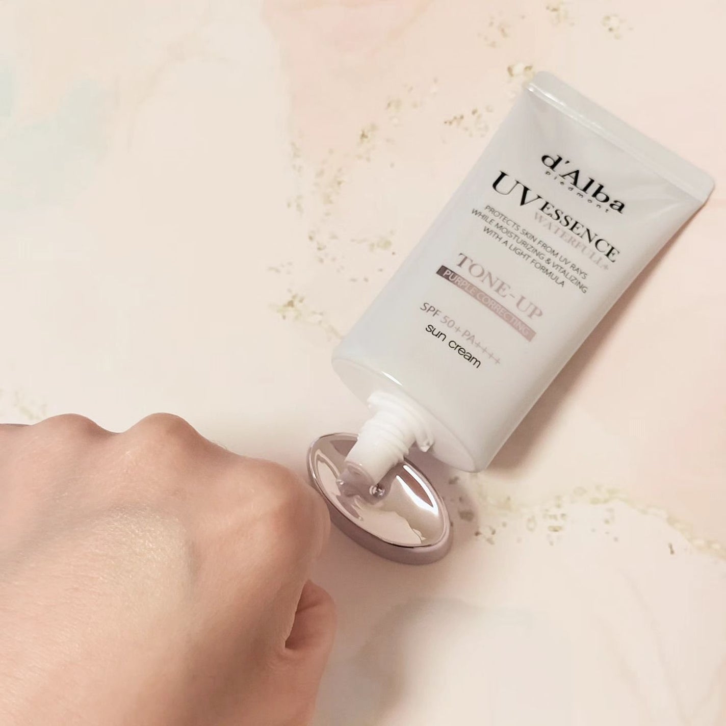 ダルバ ウォータフル トーンアップ サンクリーム(パープル)/ダルバ/日焼け止めクリームを使ったクチコミ(5枚目)