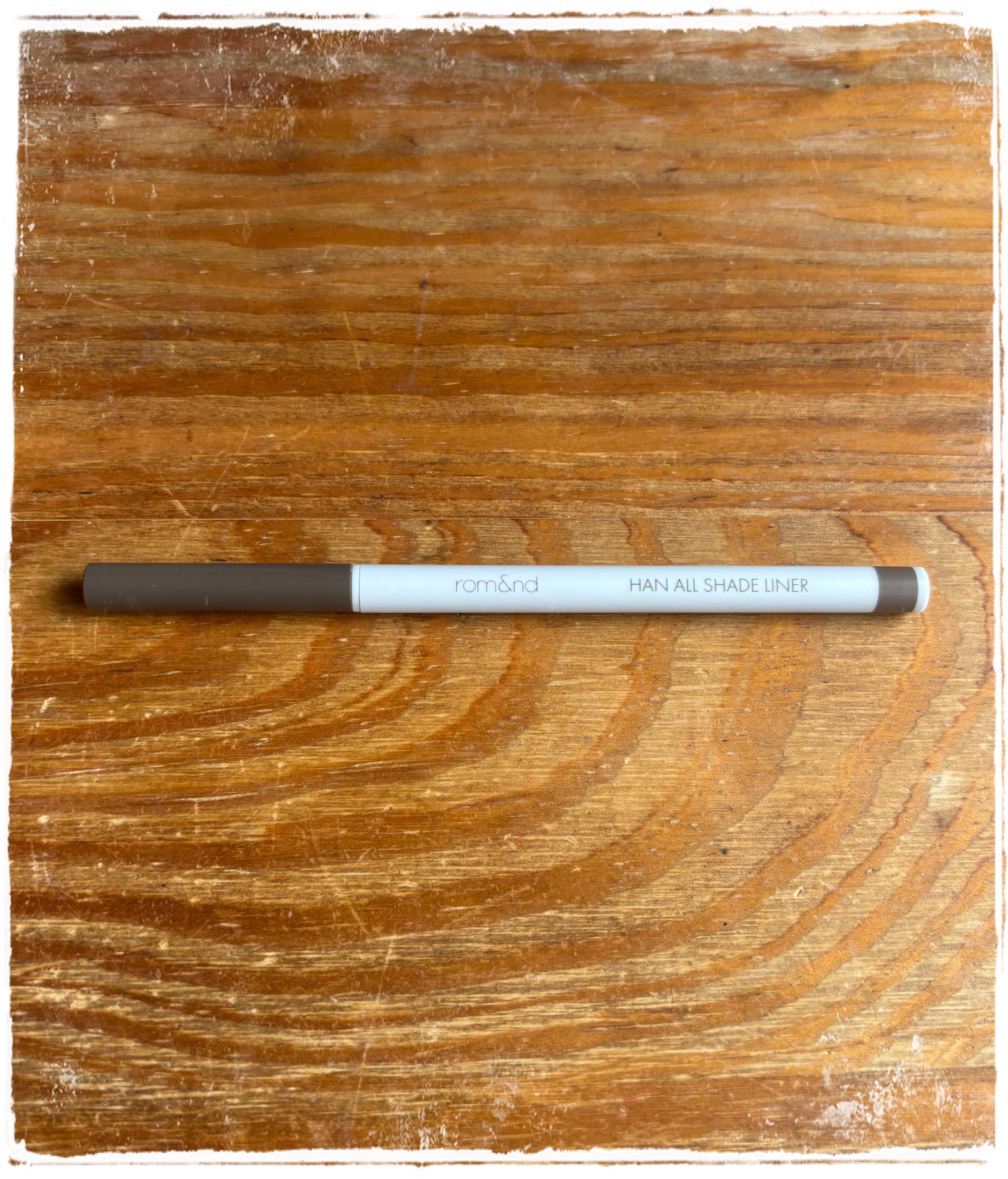 ハンオールシェードライナー 02 ミューティドブラウン/rom&nd/ペンシルアイライナーを使ったクチコミ（1枚目）