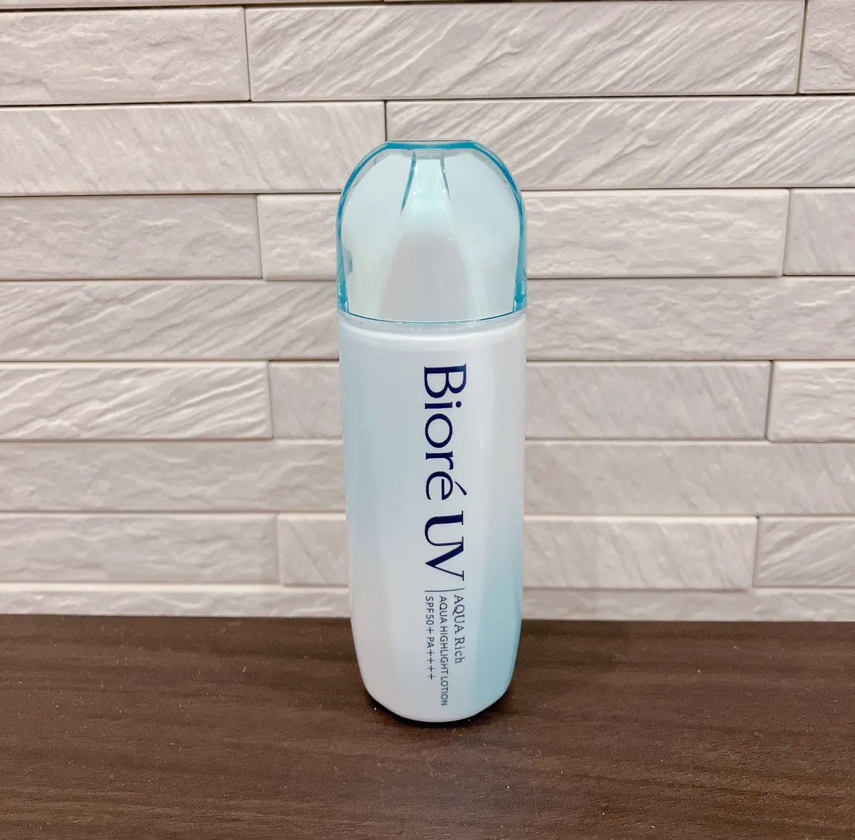 ビオレUV　アクアリッチ　アクアハイライトローション（水層ハイライトUV）/ビオレ/日焼け止めローションを使ったクチコミ（1枚目）