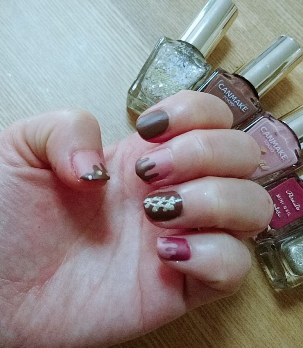 カラフルネイルズ/キャンメイク/マニキュアを使ったクチコミ(1枚目)