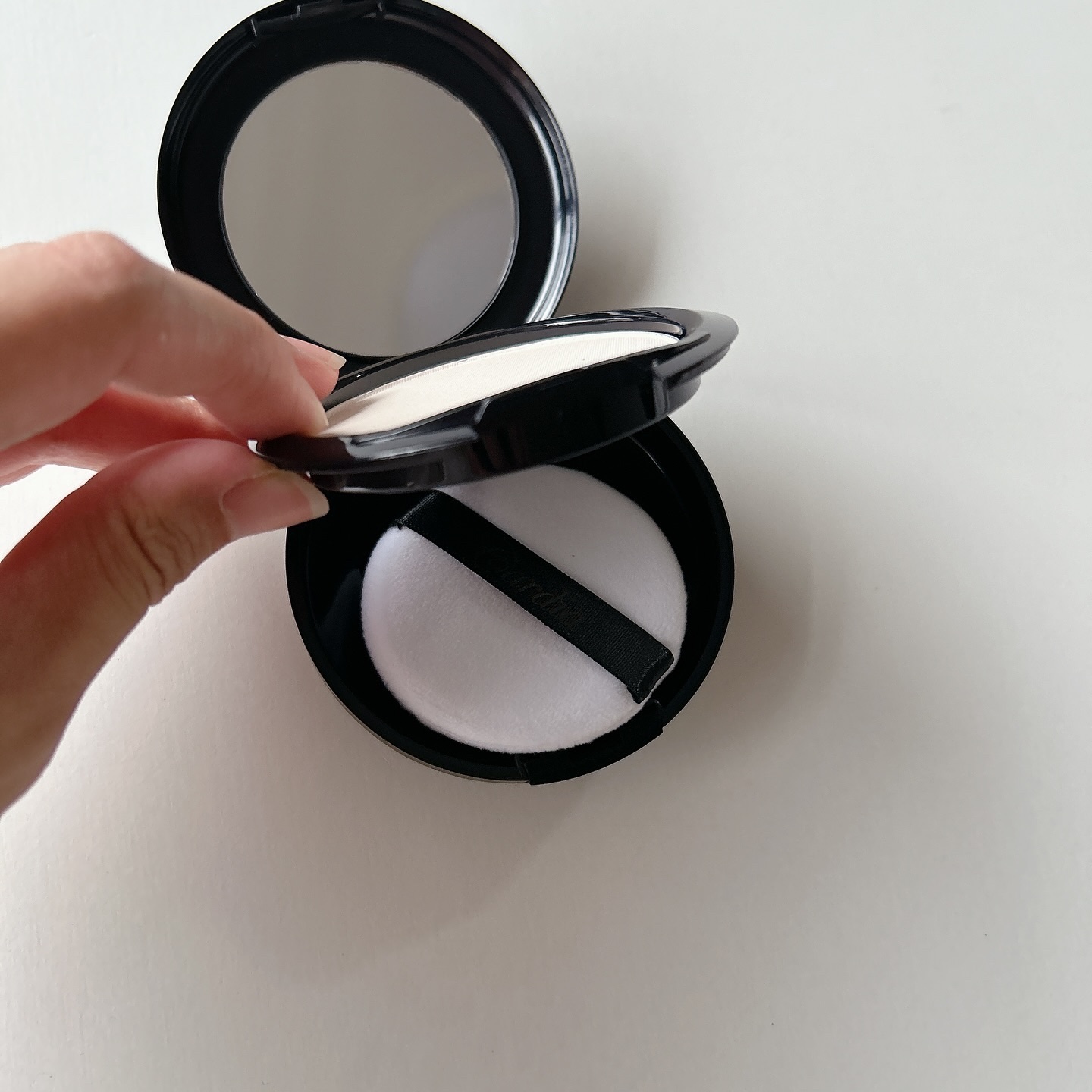 [カルディア] シルクフェイスパウダー/アスカ/ルースパウダーを使ったクチコミ（2枚目）