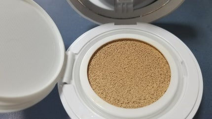 shu uemura ペタルスキン クッション ファンデーションのクチコミ「shu uemura ペタルスキンクッションファンデーション764
3月に発売された『ひとは.....」(2枚目)