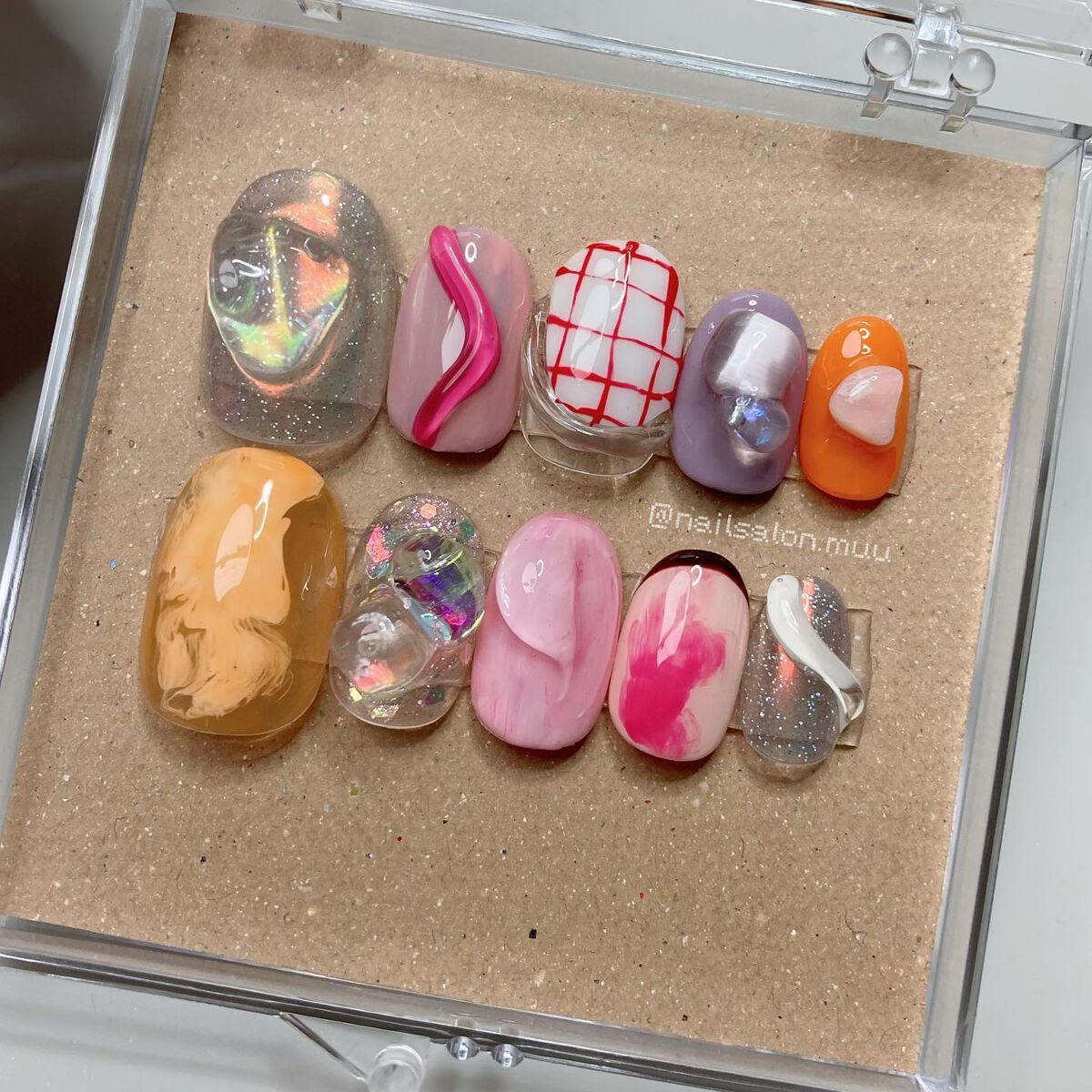 #個性派ネイル,#ぷっくりネイル,#うねうねネイル,#オーロラネイル,#ピンクネイル,#凹凸ネイル,#ポップネイルのネイルデザイン