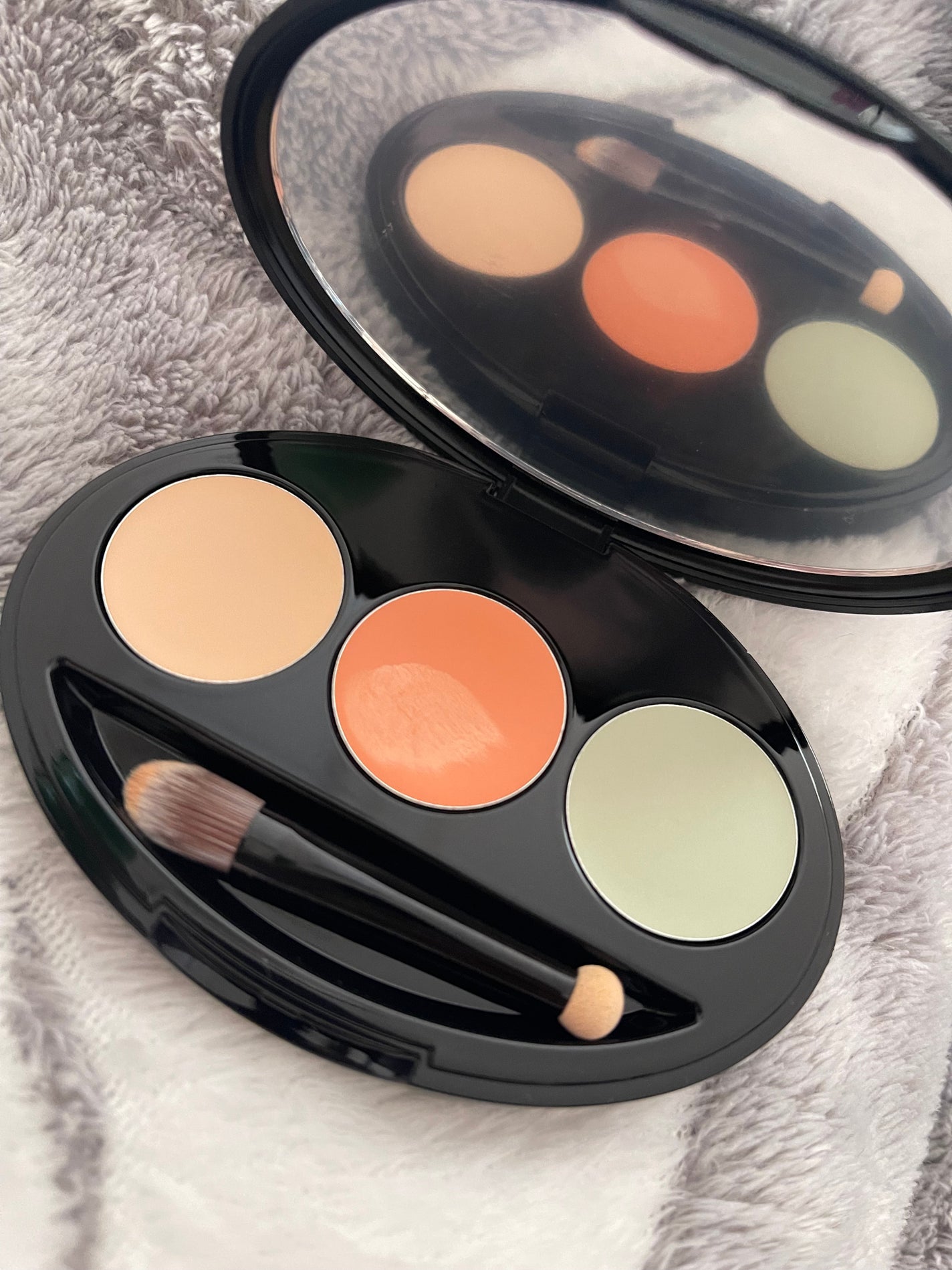 マスクフィット コンシーラーパレット/TIRTIR(ティルティル)/パレットコンシーラーを使ったクチコミ(2枚目)