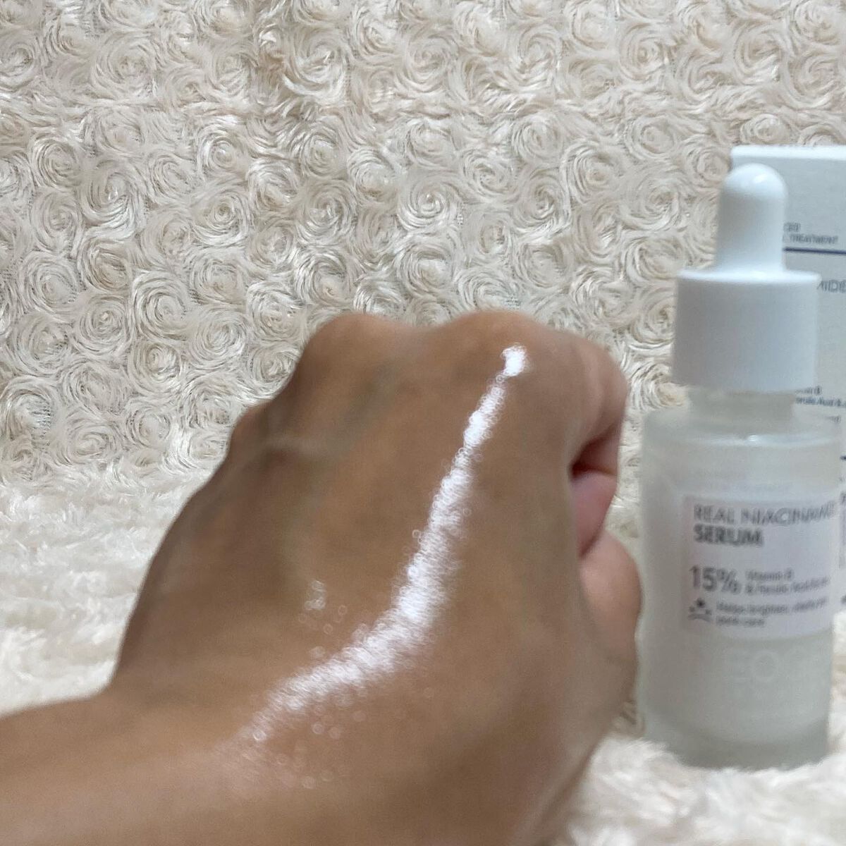 ちゃんぶぅ 投稿ある方フォロバします💕 on LIPS 「NEOGEN(ネオゼン)リアルナイアシンアミド15%セラム30..」(3枚目)