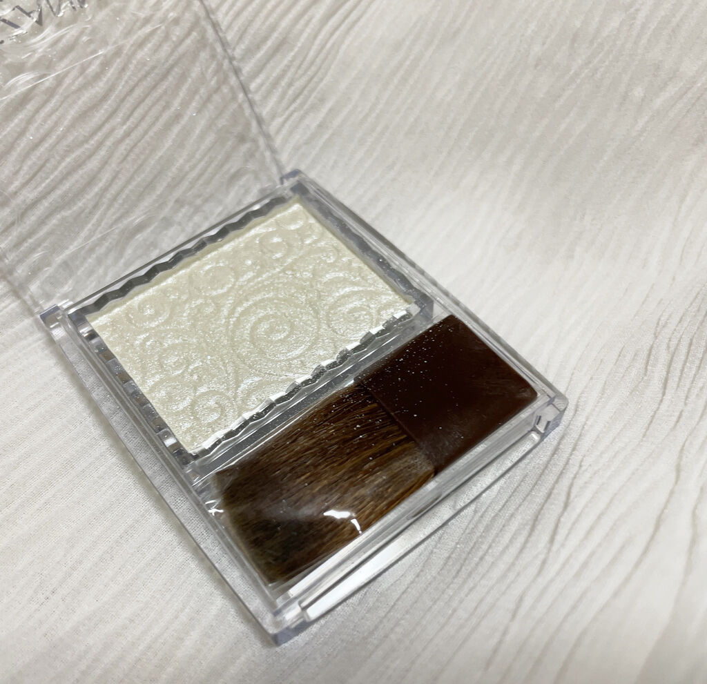 パールグロウハイライト/CEZANNE/パウダーハイライトを使ったクチコミ（2枚目）