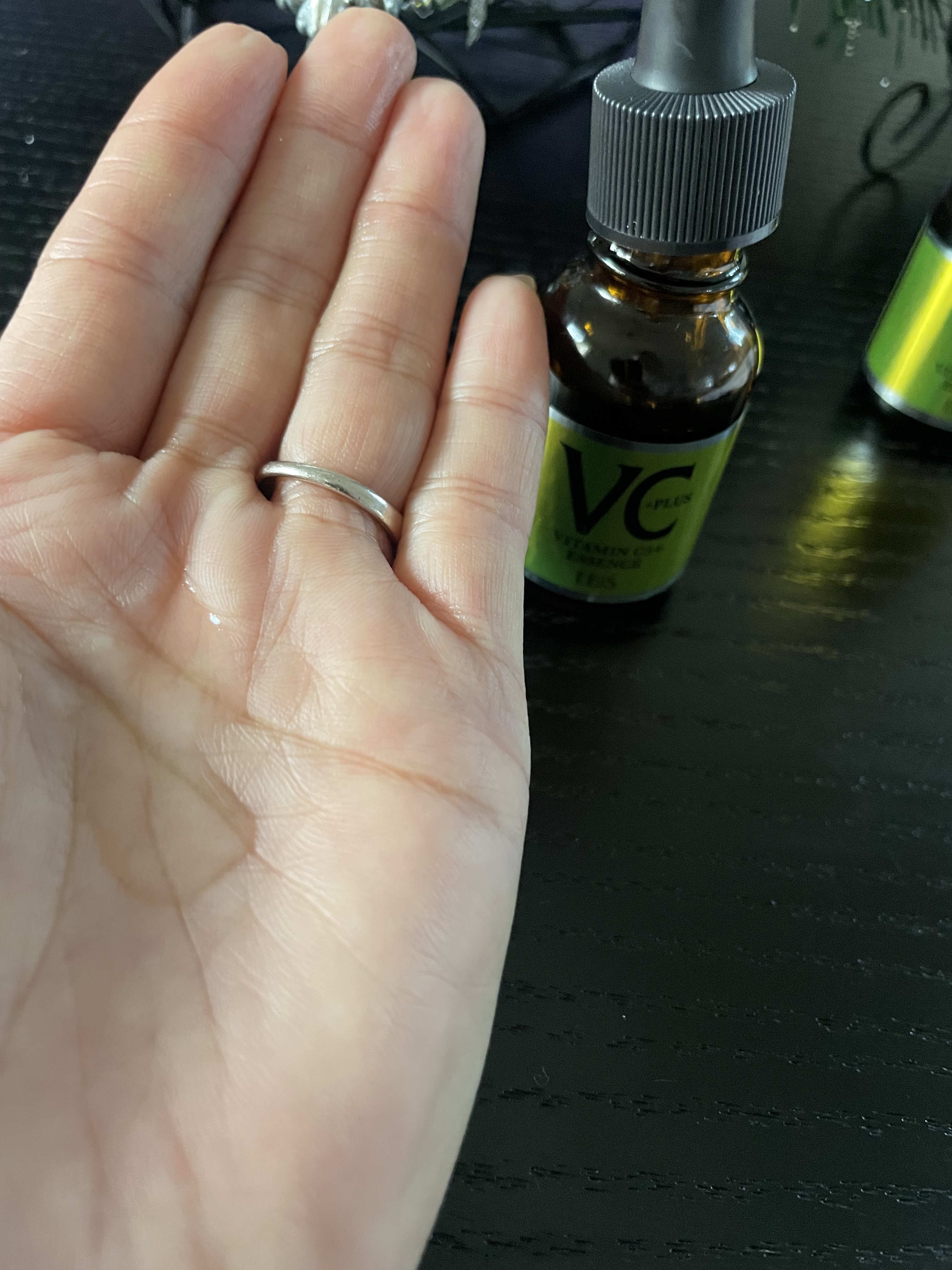 Cエッセンス VC5+PLUS /EBiS化粧品/美容液を使ったクチコミ（3枚目）