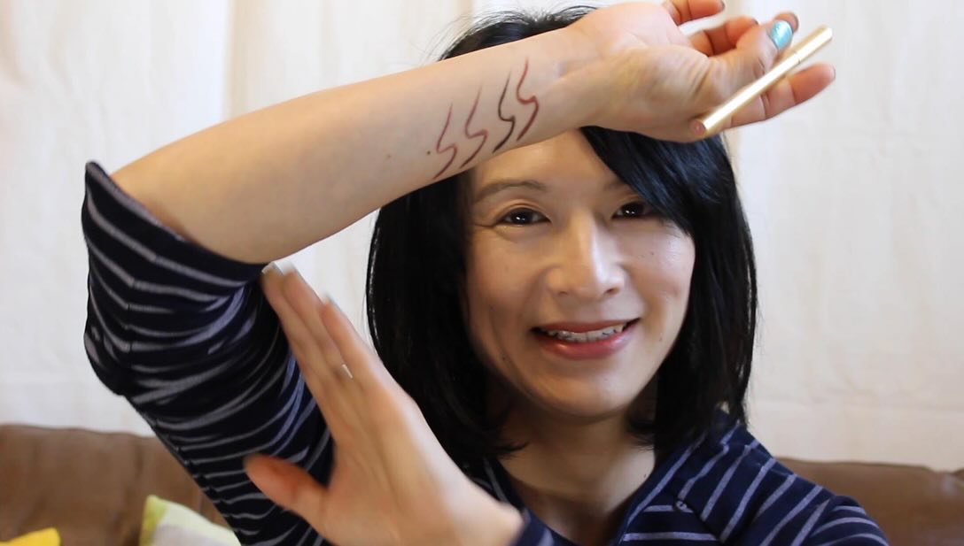 ベルベットライナー/LUMIURGLAS/リキッドアイライナーを使ったクチコミ（2枚目）