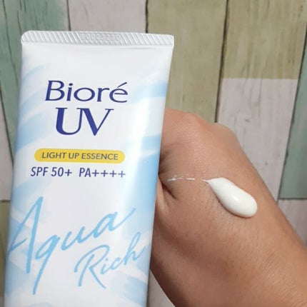 ビオレUV アクアリッチ ライトアップエッセンス/ビオレ/日焼け止めクリームを使ったクチコミ(3枚目)