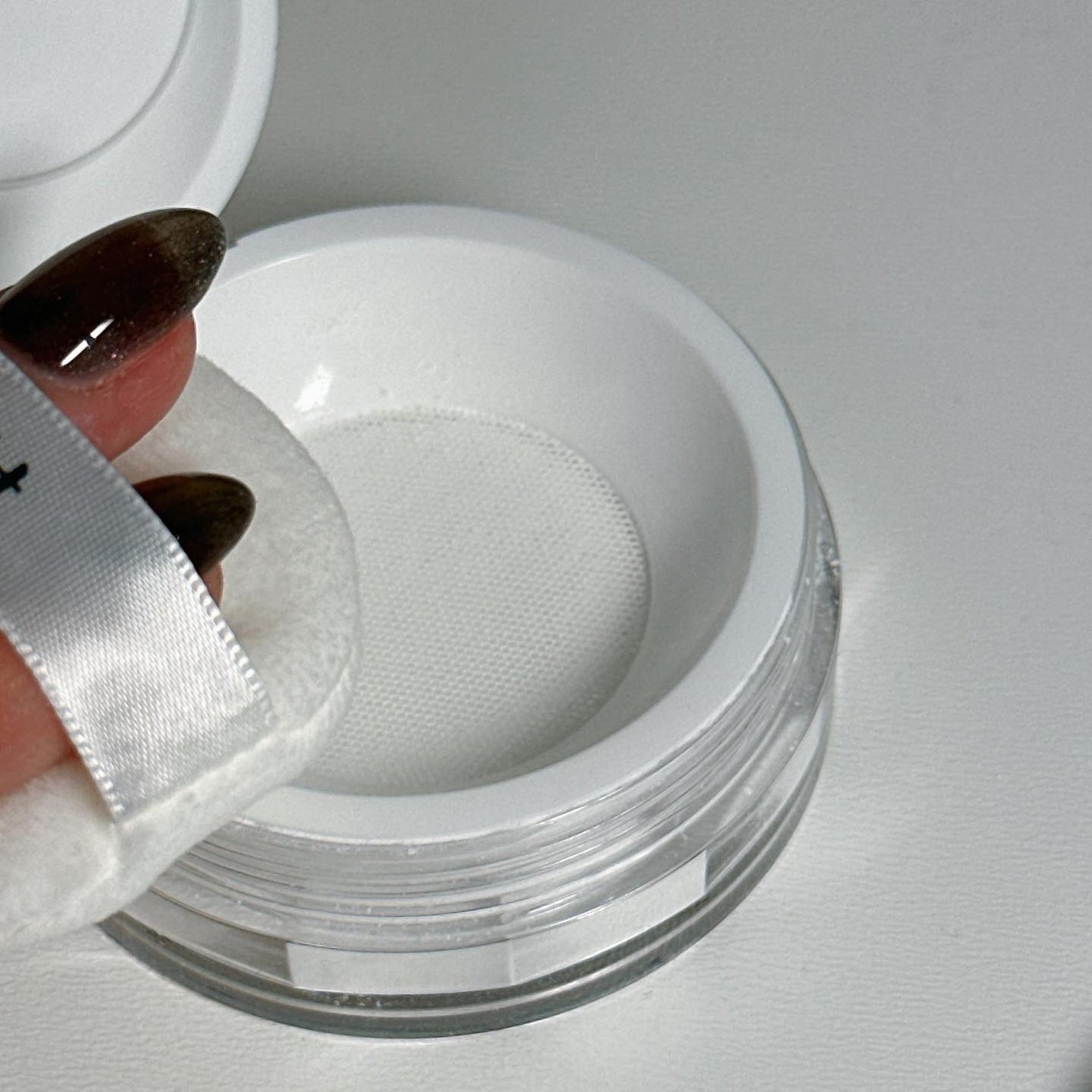 トランスルーセントセットフィニッシングパウダー/TFIT/ルースパウダーを使ったクチコミ(4枚目)