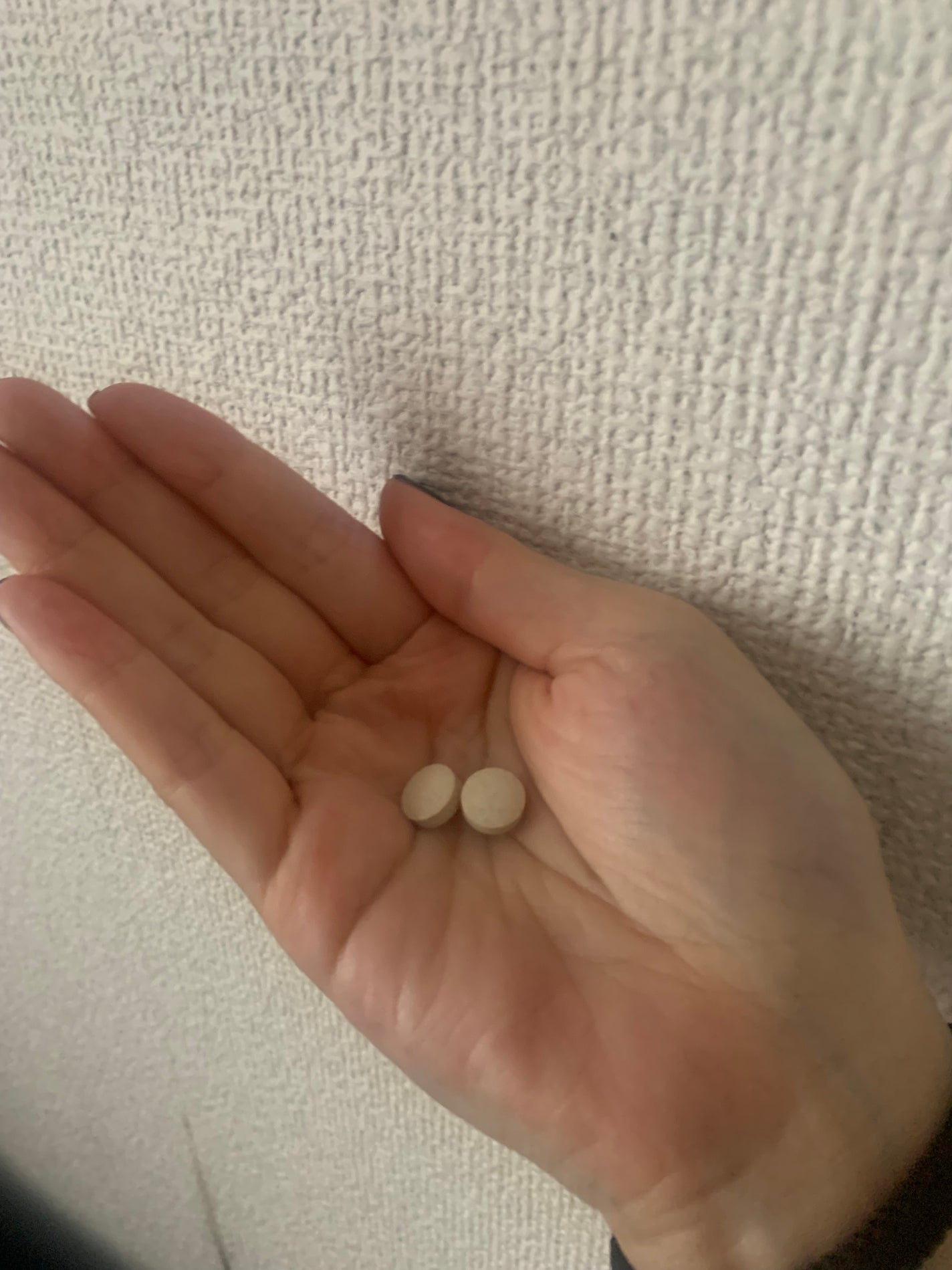 コスメコンシェルジュの日常 on LIPS 「今話題の‼️爆乳サプリ⁉️1日2粒飲んで育乳👀今話題のサプリメ..」(3枚目)