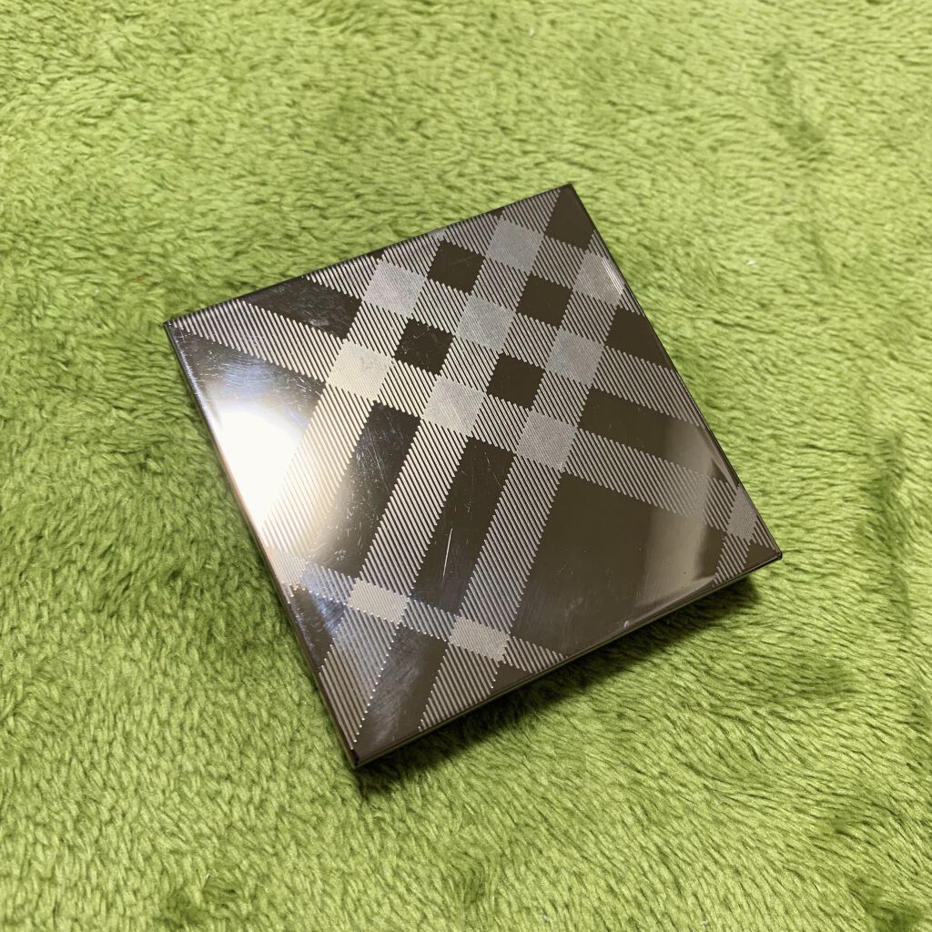 ファーストラブ ブラッシュ ハイライター/Burberry Beauty/プレストパウダーを使ったクチコミ（2枚目）