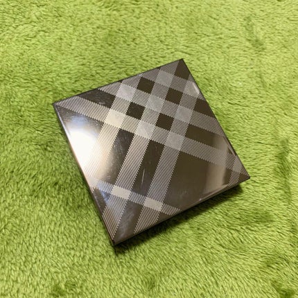 ファーストラブ ブラッシュ ハイライター/Burberry Beauty/プレストパウダーを使ったクチコミ(2枚目)