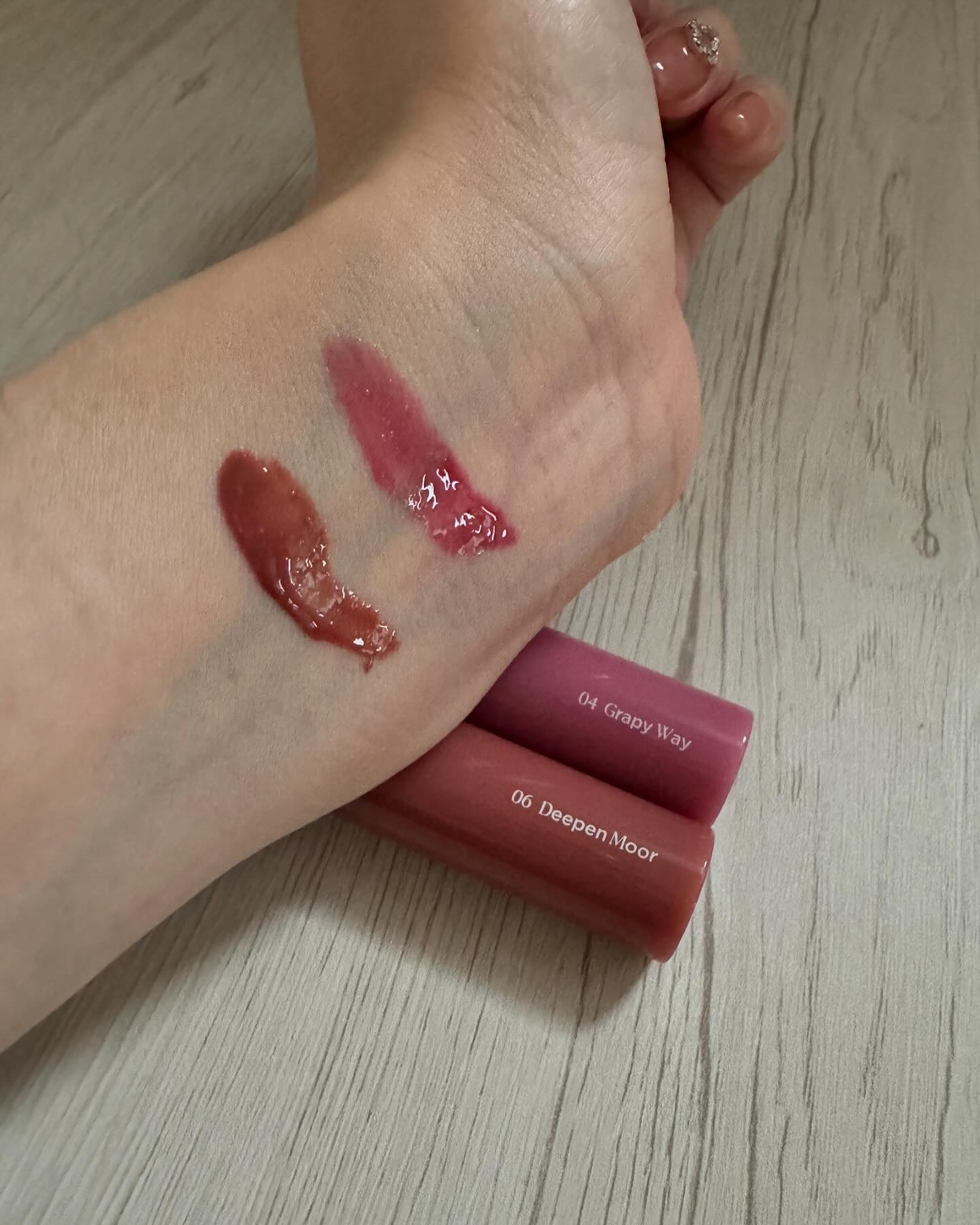 グラスティングカラーグロス/rom&nd/リップグロスを使ったクチコミ（2枚目）