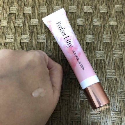 Perfect Lifty  TOTAL LIFTING GEL CREAM/R&/フェイスクリームを使ったクチコミ(3枚目)