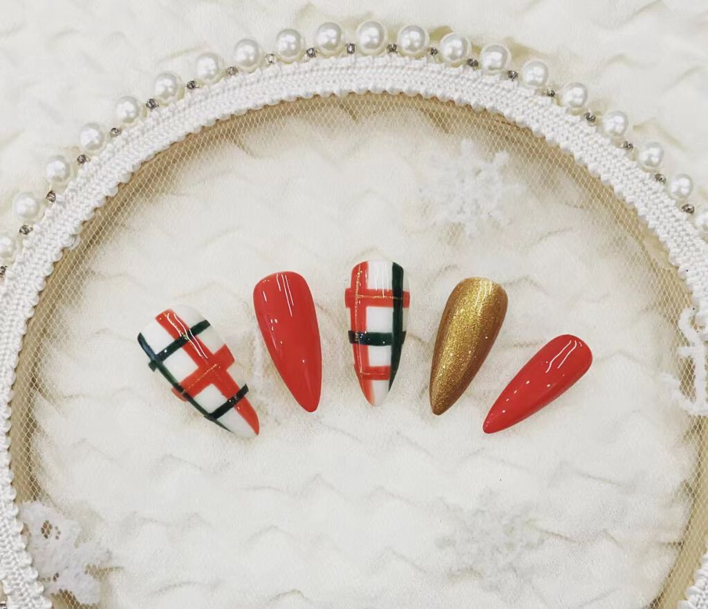 ジェルネイルキット スターターキット 72Wライト&カラージェル12色付き サロン級セット/Gellen/ネイル用品を使ったクチコミ(2枚目)