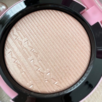 エクストラ ディメンション スキンフィニッシュ/M・A・C/プレストパウダーを使ったクチコミ(4枚目)