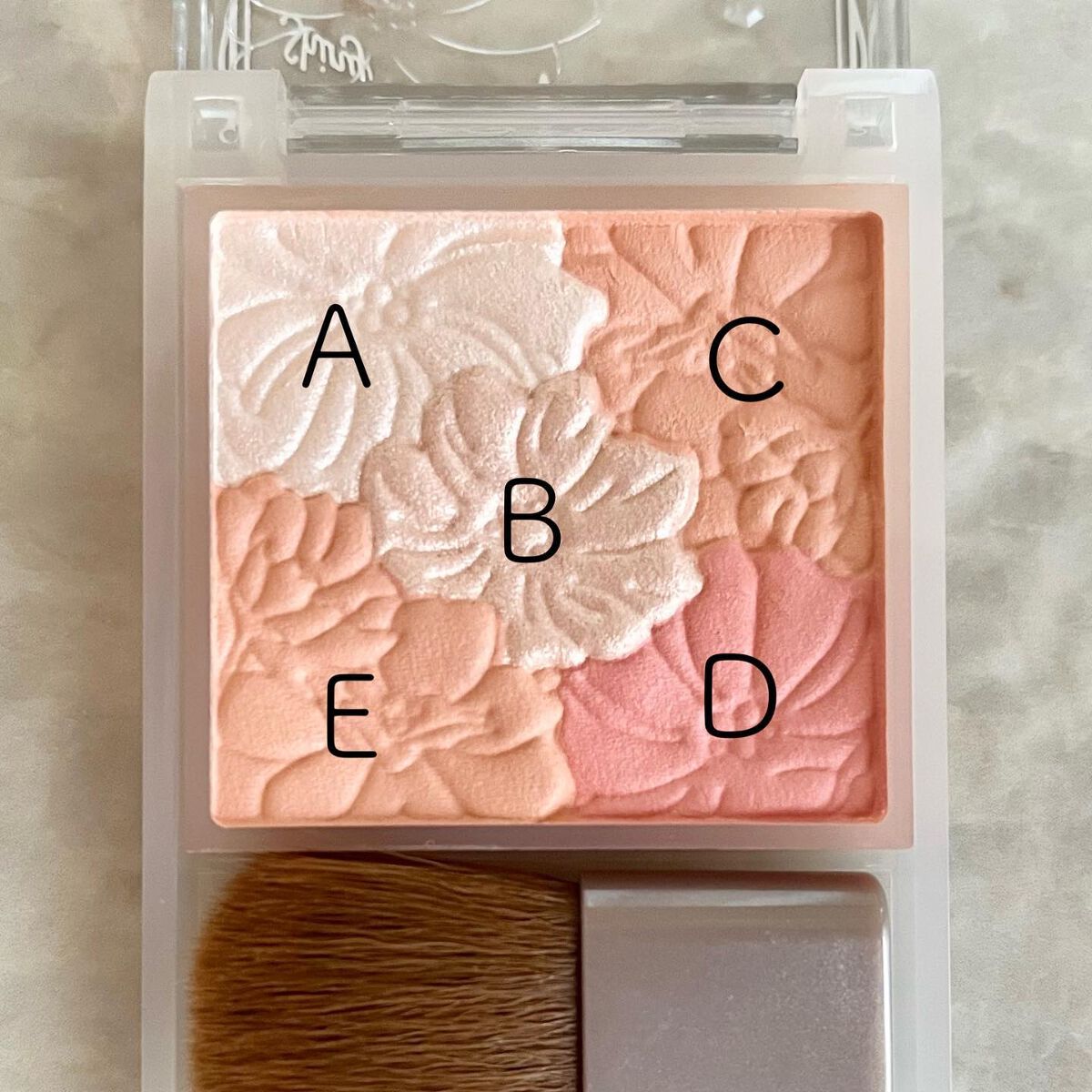 グロウフルールチークス（ブレンドタイプ）/キャンメイク/パウダーチークを使ったクチコミ（3枚目）