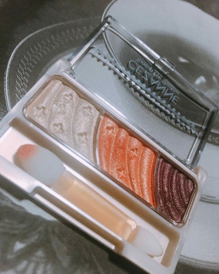 トーンアップアイシャドウ/CEZANNE/アイシャドウパレットを使ったクチコミ(2枚目)