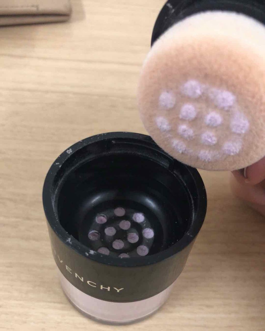 プリズム・リーブル/GIVENCHY/ルースパウダーを使ったクチコミ（2枚目）