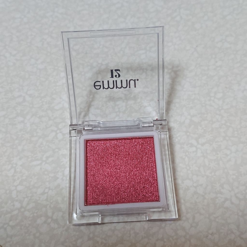 ダークチェリー