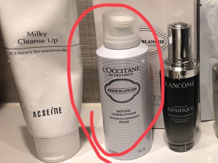 レーヌブランシュ イルミネイティングクレンジングフォーム/L'OCCITANE/洗顔フォームを使ったクチコミ(1枚目)