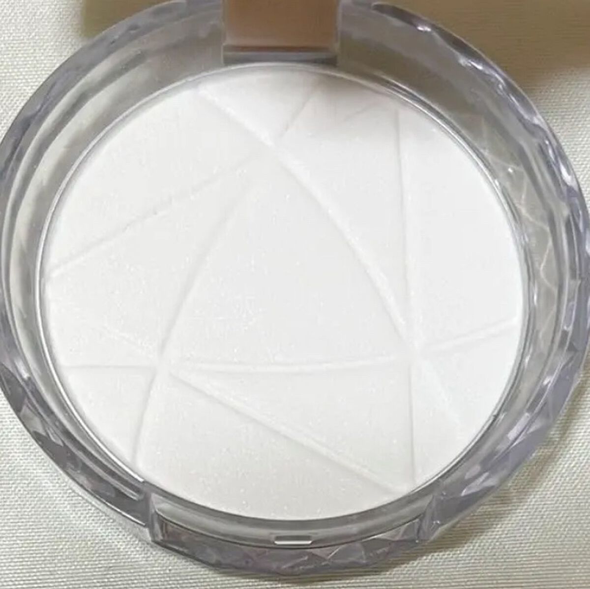 ノーセバム ミネラルパクト N/innisfree/プレストパウダーを使ったクチコミ（3枚目）