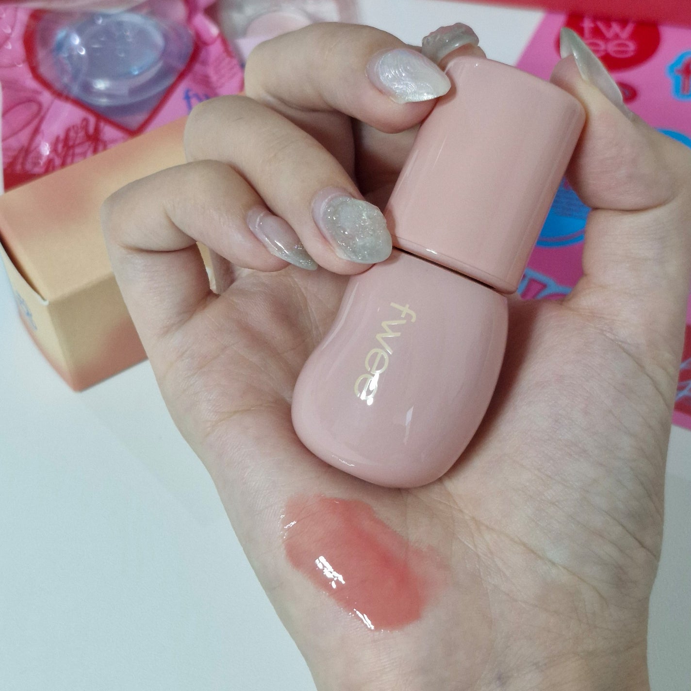 フィー 3Dボリューミンググロス/fwee/リップグロスを使ったクチコミ(1枚目)