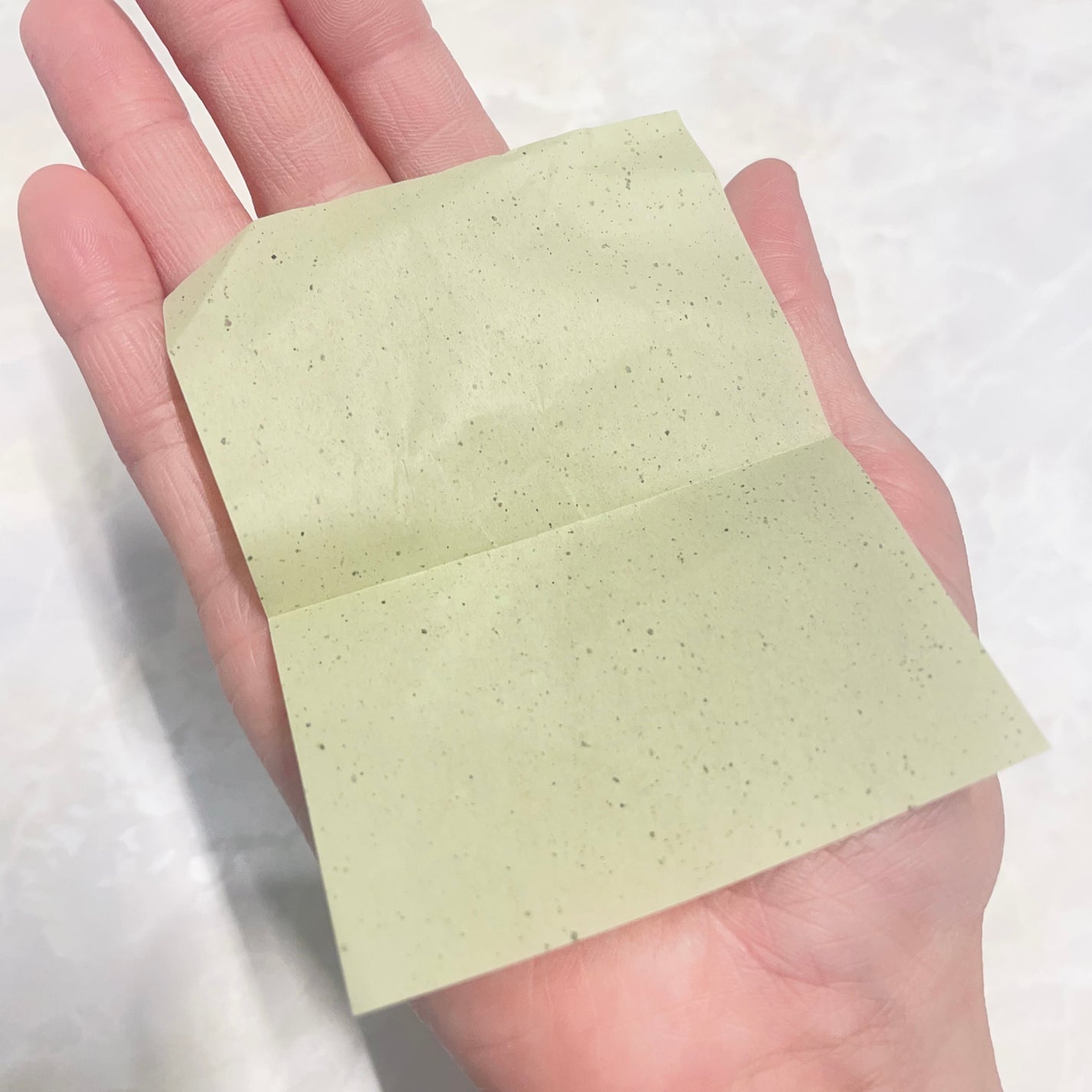 ドクタージー オイルコントロールペーパー/Dr.G/あぶらとり紙を使ったクチコミ(4枚目)