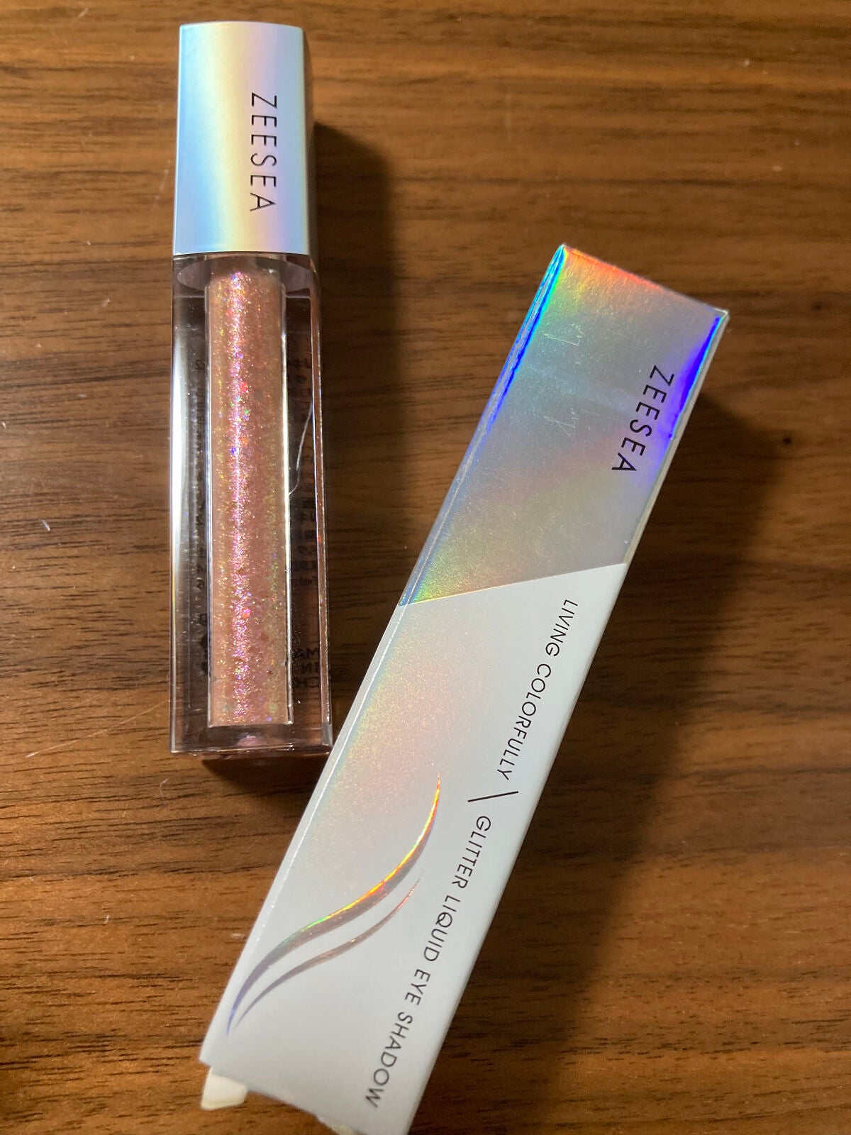 ダイヤモンドシリーズ 星空リキッドアイシャドウ/ZEESEA/リキッドアイシャドウを使ったクチコミ(1枚目)