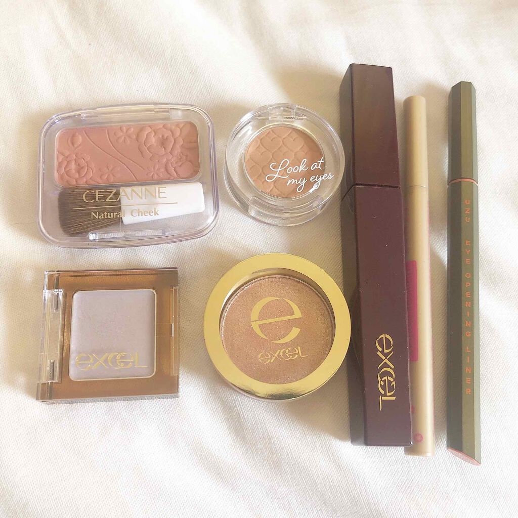 シャイニーシャドウ N/excel/単色アイシャドウを使ったクチコミ（3枚目）