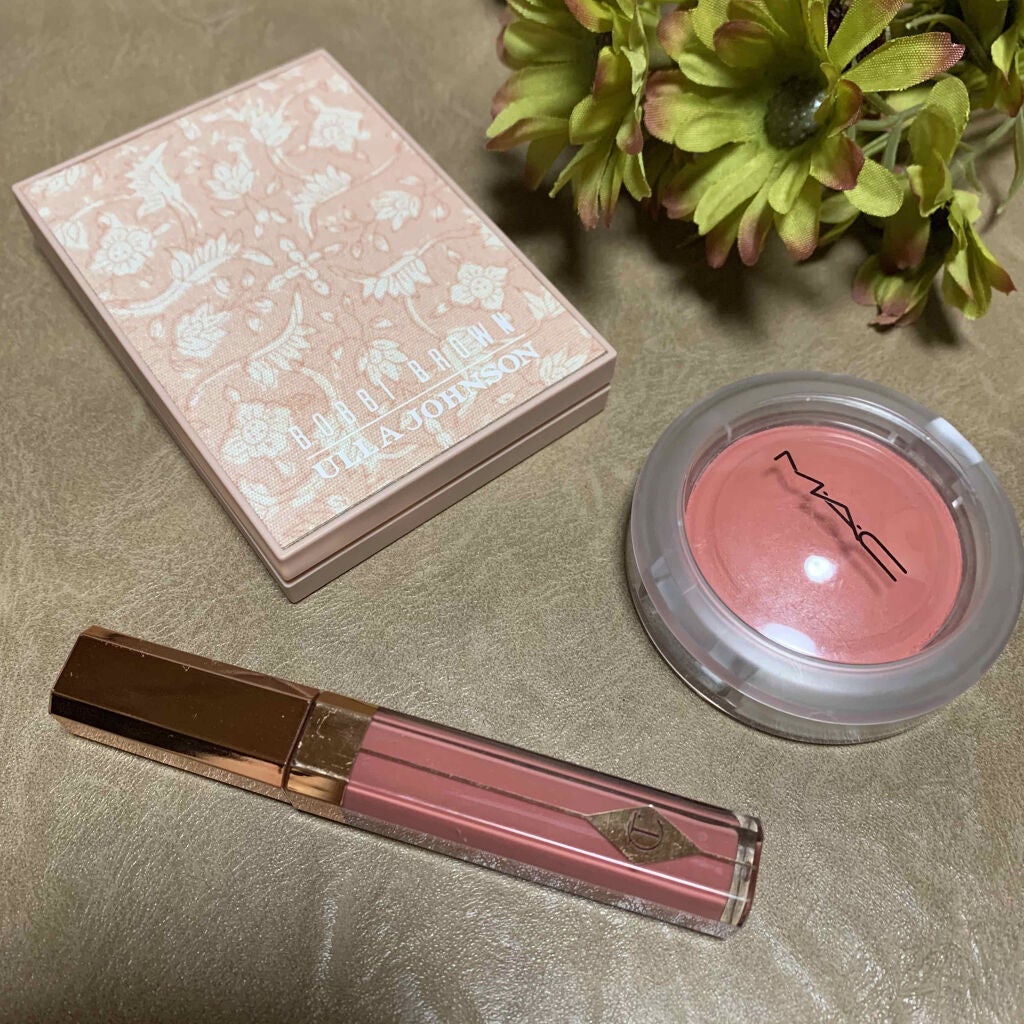 リュクス カラー リップ ラスター ラッカー グロス/Charlotte Tilbury/リップグロスを使ったクチコミ(2枚目)