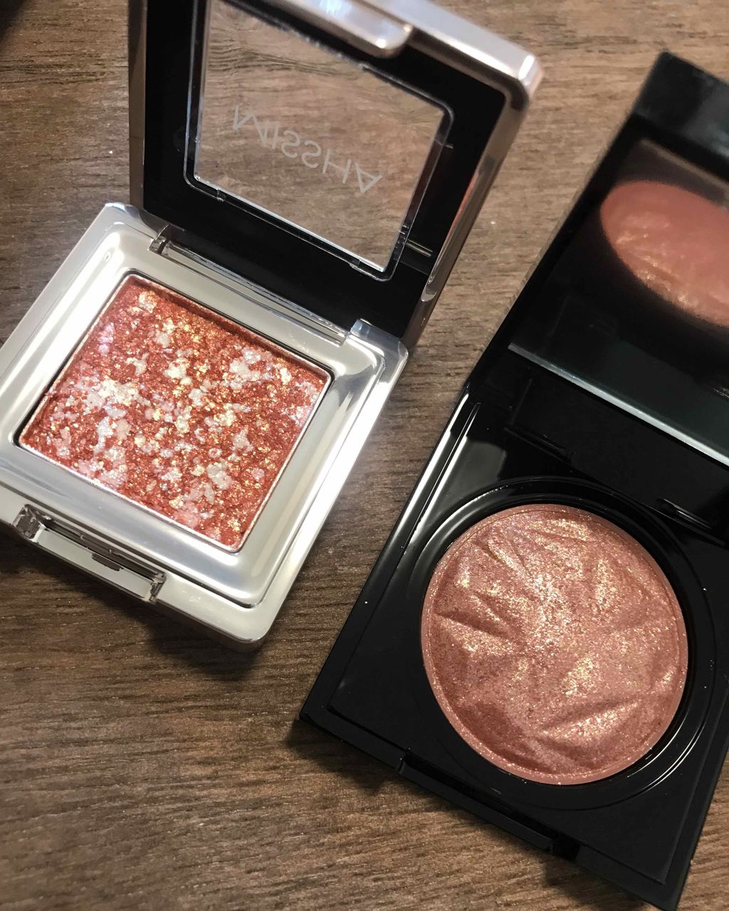 プリズム エアー シャドウ/CLIO/単色アイシャドウを使ったクチコミ（2枚目）