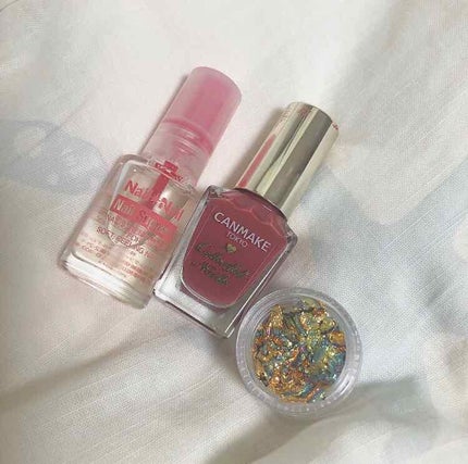 カラフルネイルズ/キャンメイク/マニキュアを使ったクチコミ(2枚目)