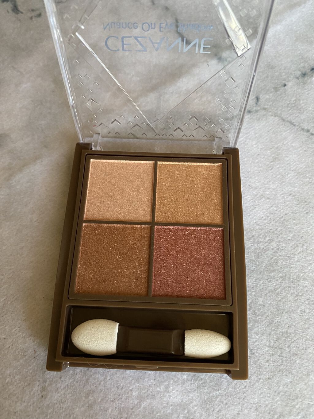 ニュアンスオンアイシャドウ/CEZANNE/アイシャドウパレットを使ったクチコミ（2枚目）