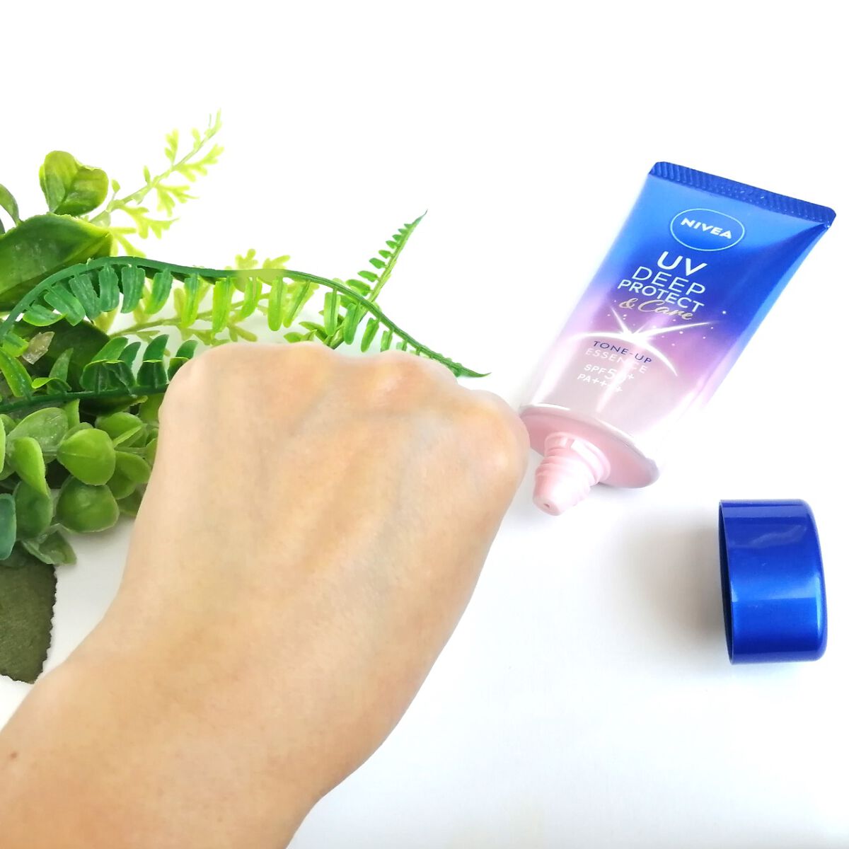 ニベアUV ディープ プロテクト&ケア トーンアップ エッセンス/ニベア/日焼け止めローションを使ったクチコミ(1枚目)
