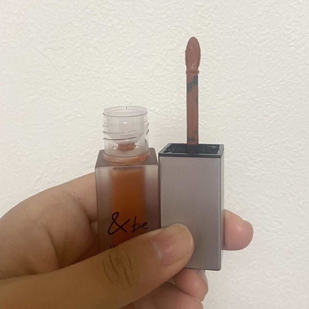 リップベルベティスト LV08 オランジュヌガー(限定)/excel/口紅を使ったクチコミ（3枚目）