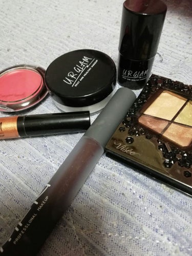 UR GLAM　LIQUID EYESHADOW/U R GLAM/リキッドアイシャドウを使ったクチコミ（1枚目）