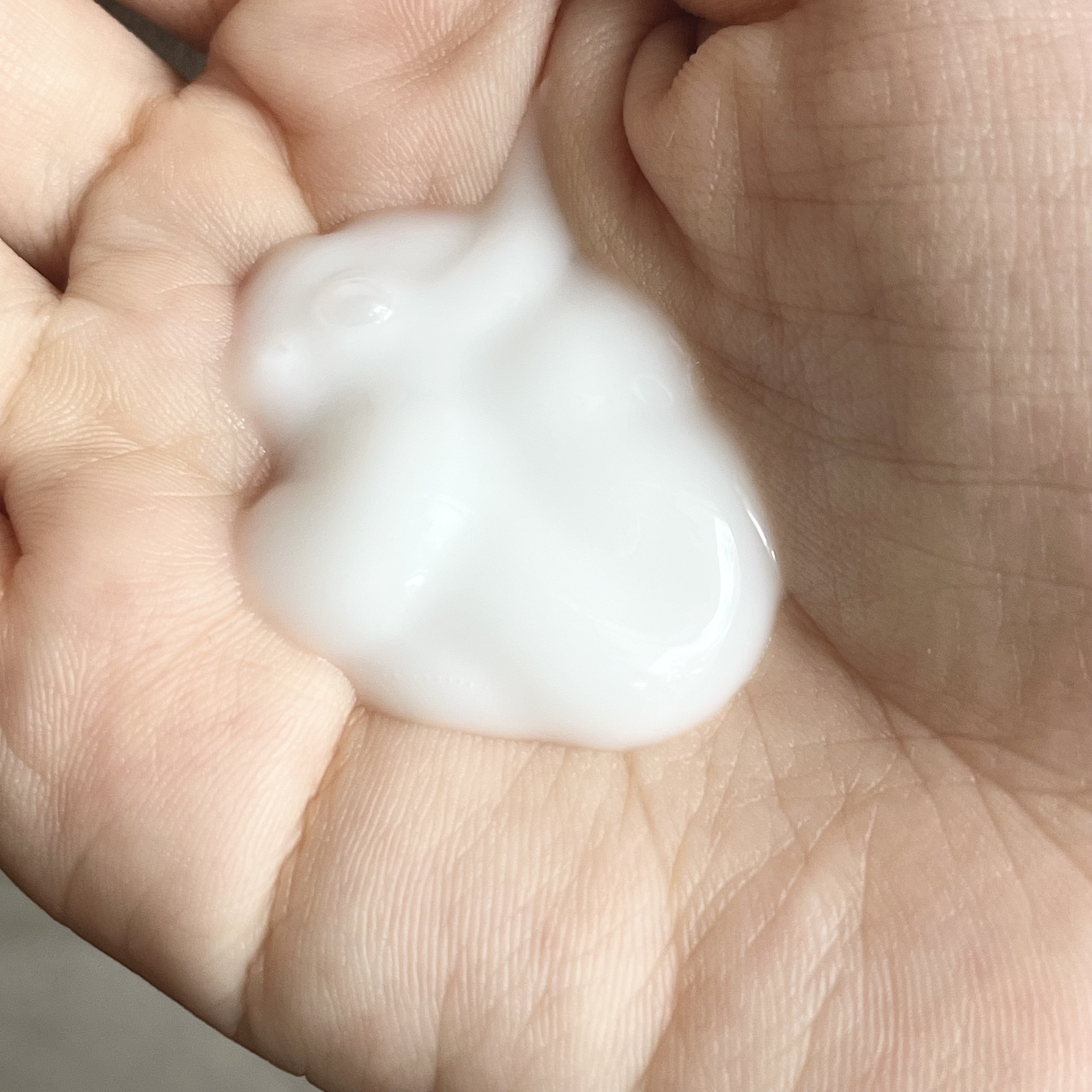 ニベア プレミアムボディミルク モイスチャー/ニベア/ボディミルクを使ったクチコミ（2枚目）