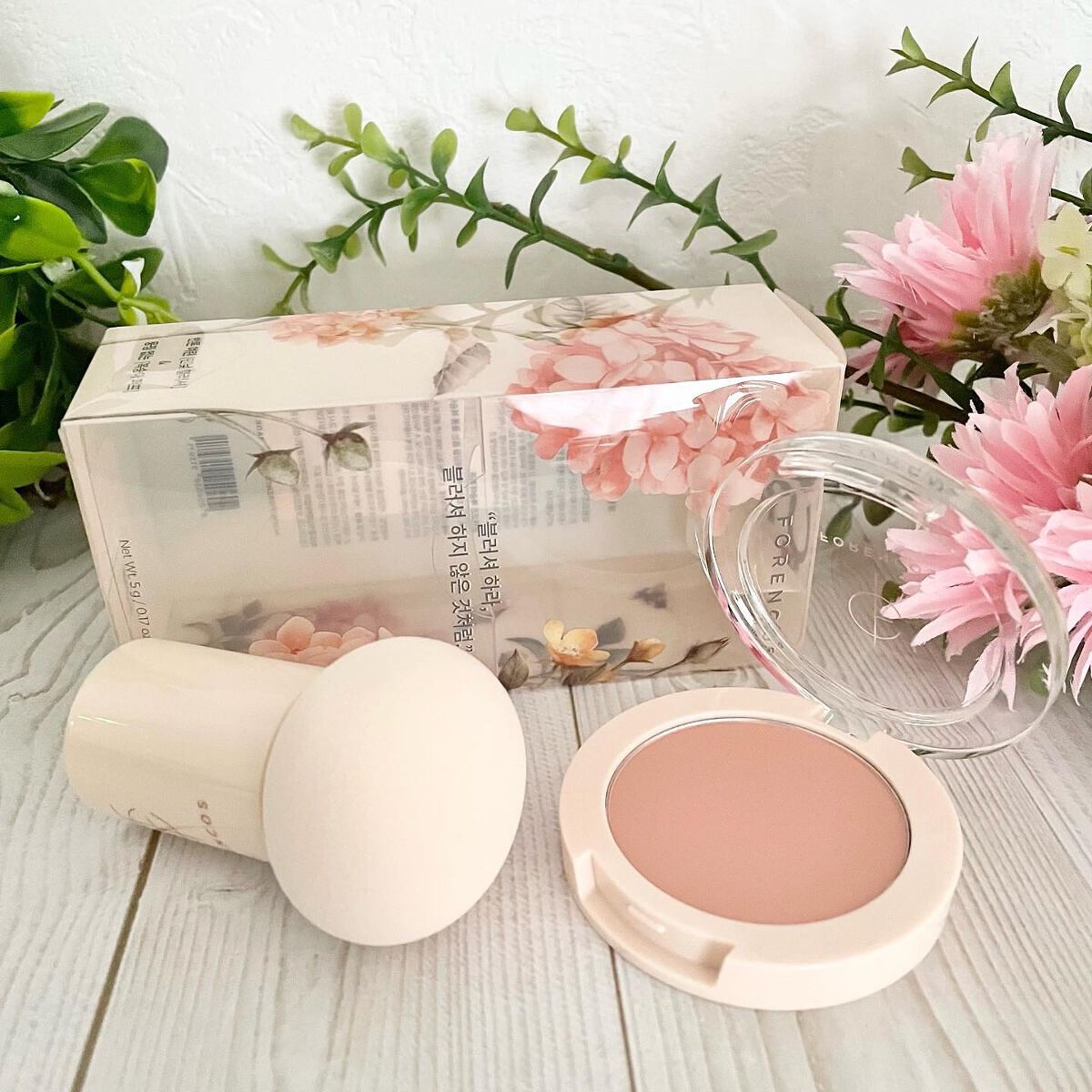 ベアブラッシャー パフ付き/フォレンコス/パウダーチークを使ったクチコミ（1枚目）