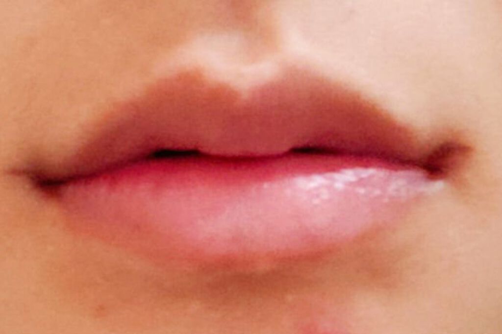 メルティールミナスルージュ(ティントタイプ)/キャンメイク/リップティントを使ったクチコミ(4枚目)