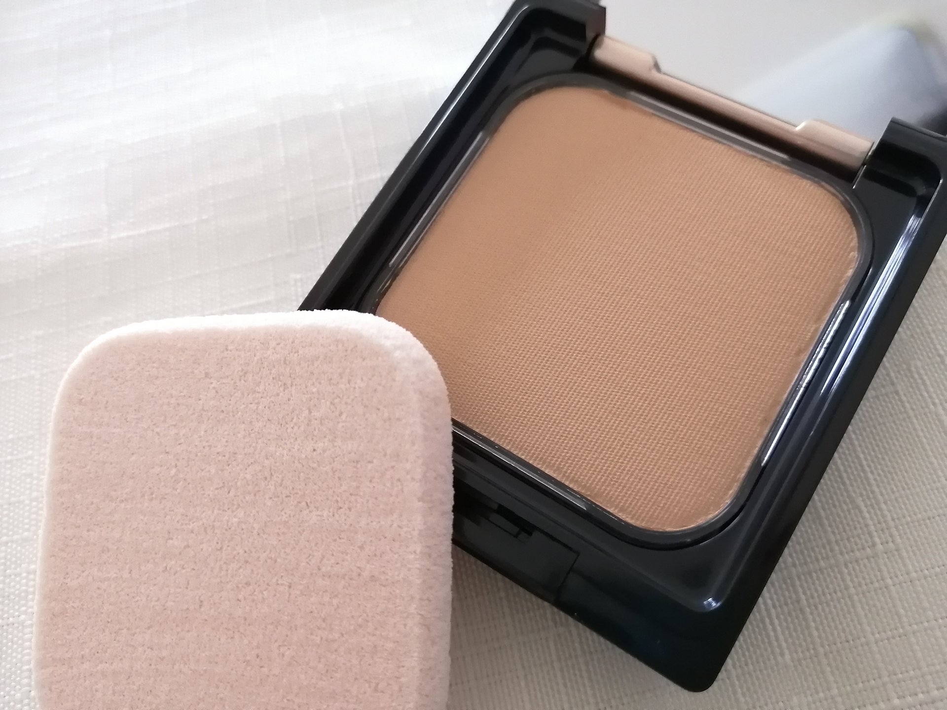 キスミー フェルム シルキーフィットファンデ 02 オークル/キスミー フェルム/パウダーファンデーションを使ったクチコミ（3枚目）